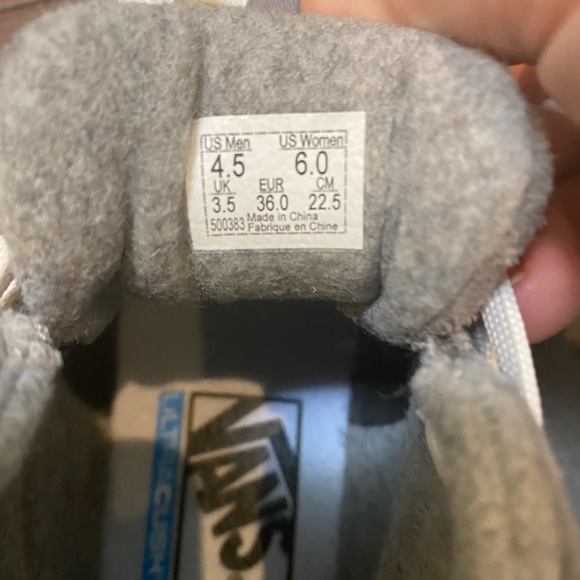 NWOT Vans High-Top Grey Suede Sneakers - Picture 3 of 4